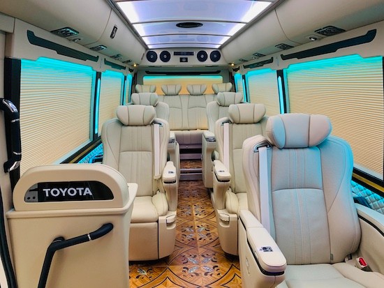 丰田考斯特10座 考斯特10座价格一览表